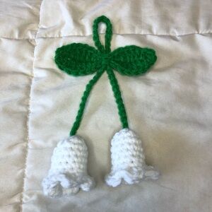 Crochet White Lilly of the Valley Flower Charm